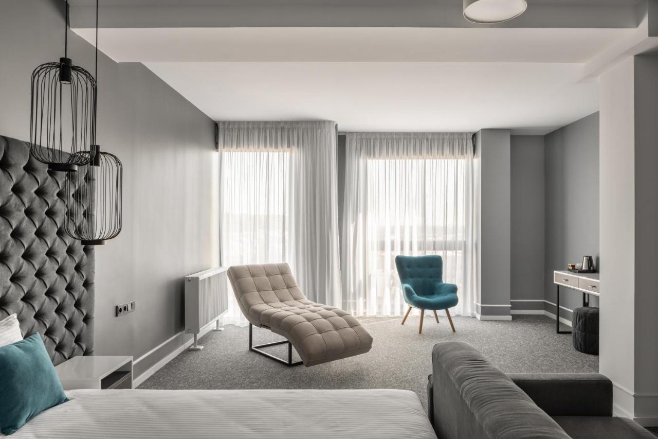 City Inn Lviv Smart Hotel Vynnyky エクステリア 写真