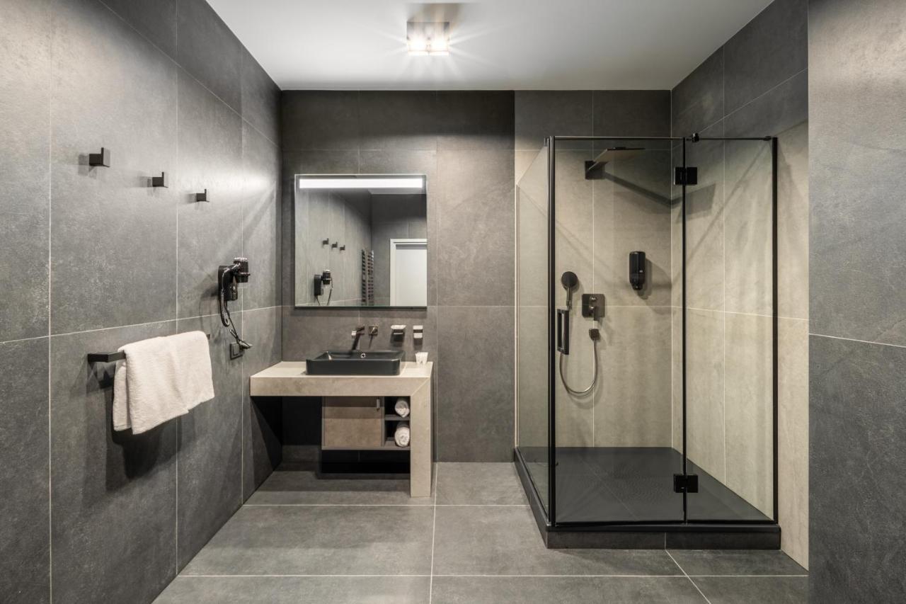 City Inn Lviv Smart Hotel Vynnyky エクステリア 写真